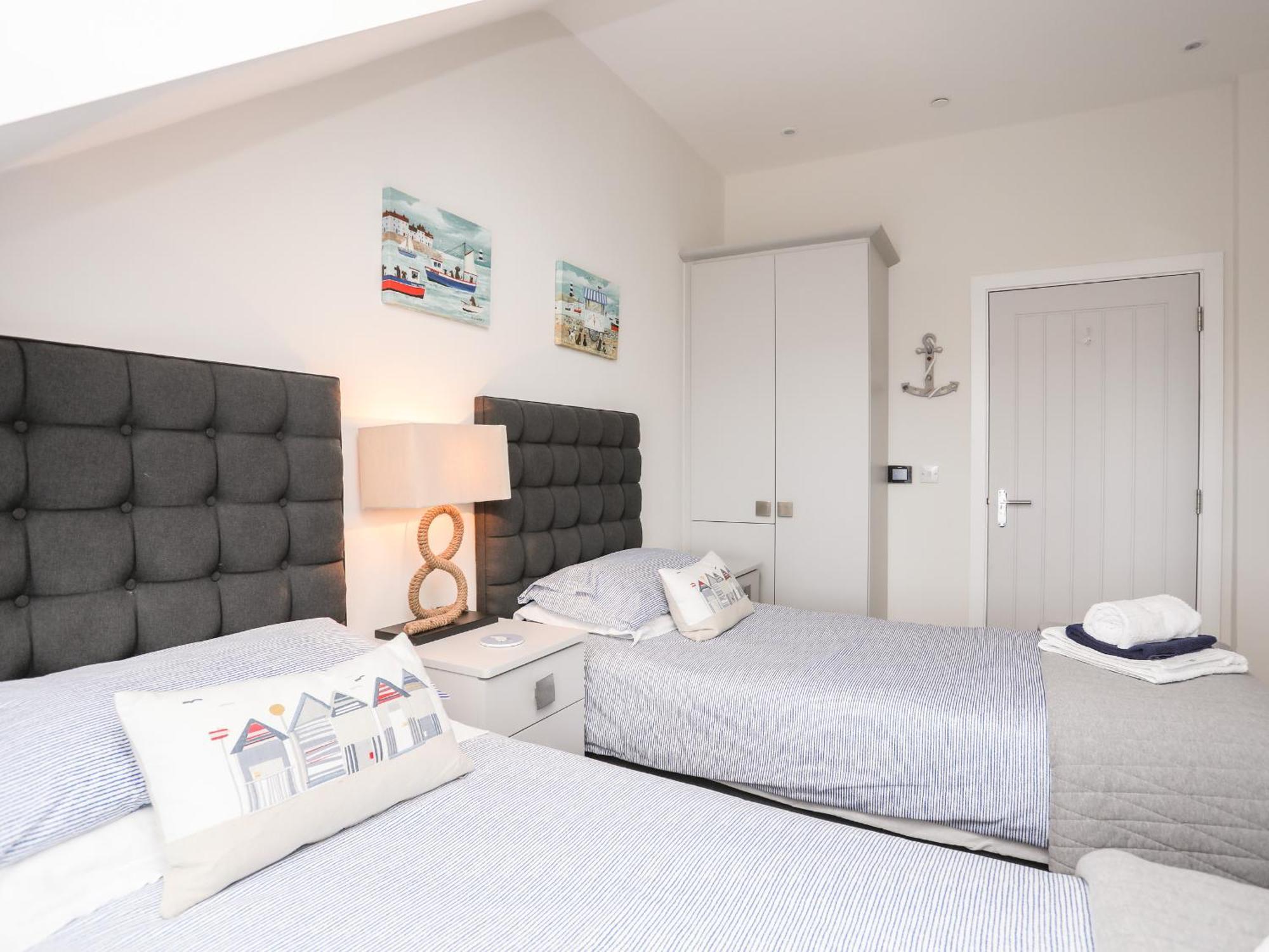 Puffin Pad Villa Benllech Exterior photo